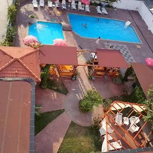 Отель Alba Family Club, Приморско